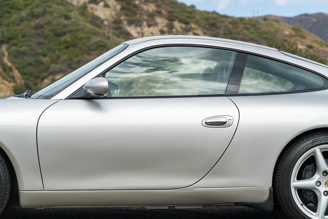2002 Porsche 996 Carrera - Image 18 of 31