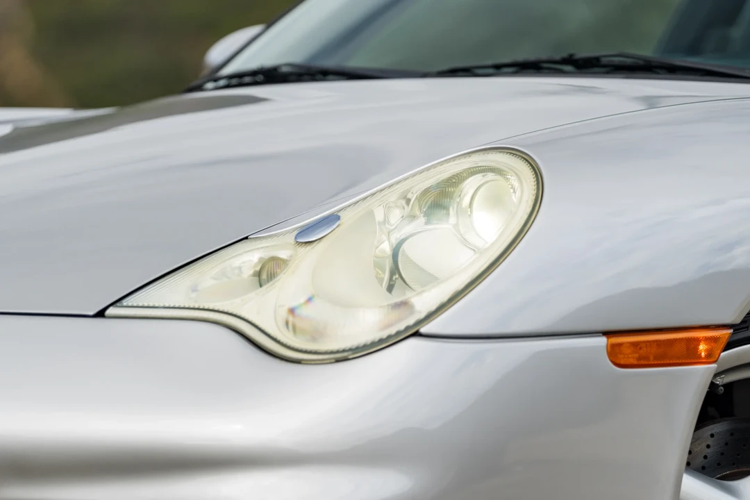 2002 Porsche 996 Carrera - Image 13 of 31