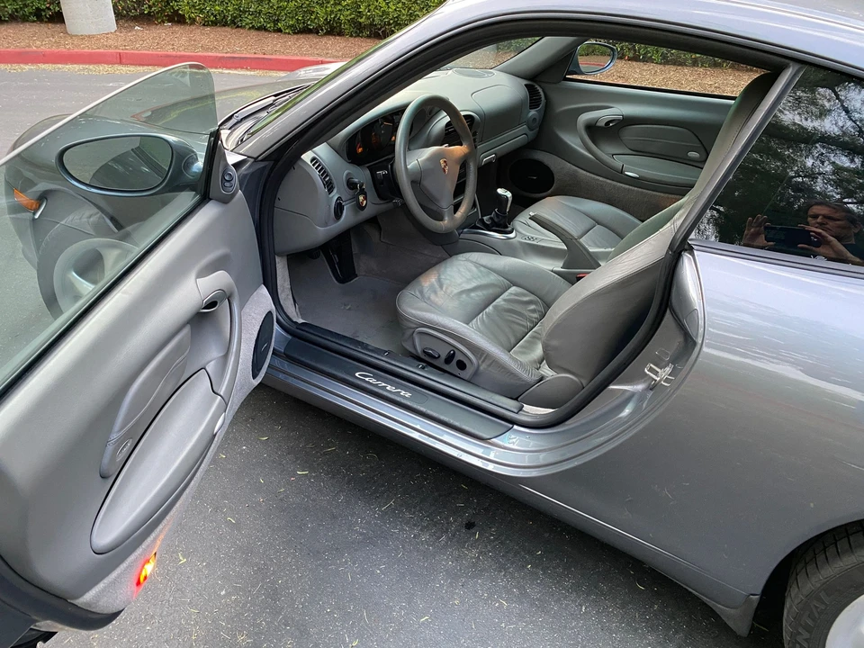 2002 Porsche 996 Carrera - Image 12 of 18