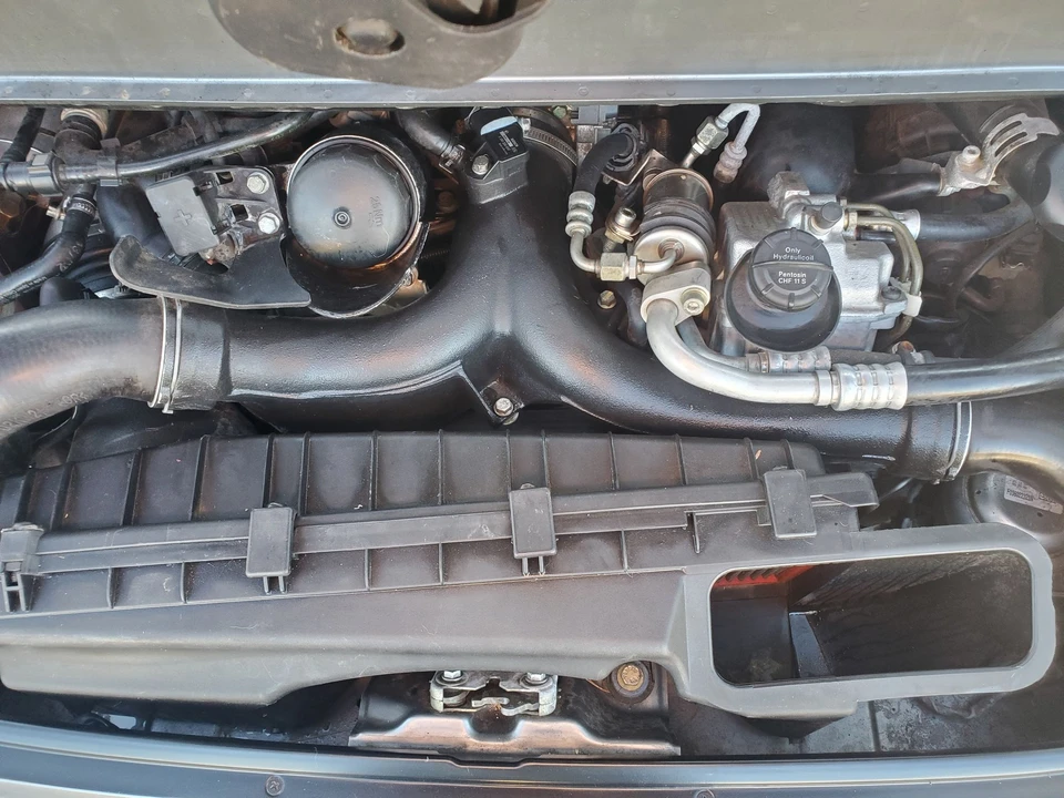 2002 Porsche 996 Turbo - Image 10 of 19
