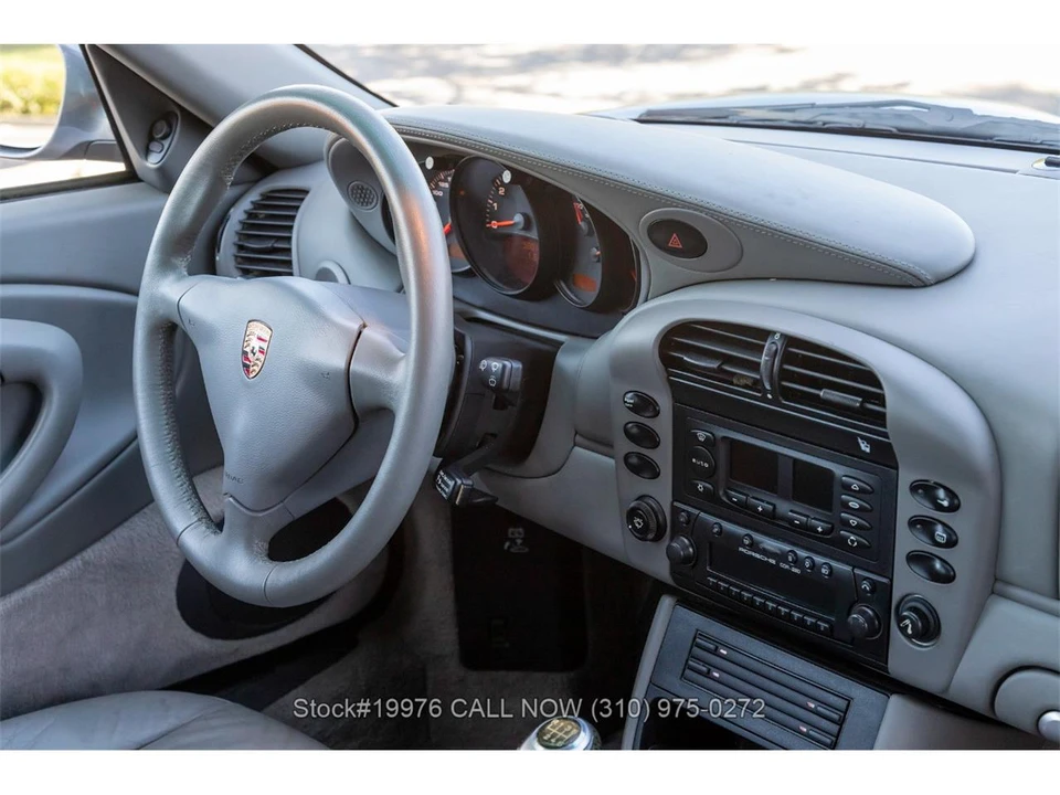 2002 Porsche 996 Carrera - Image 28 of 31