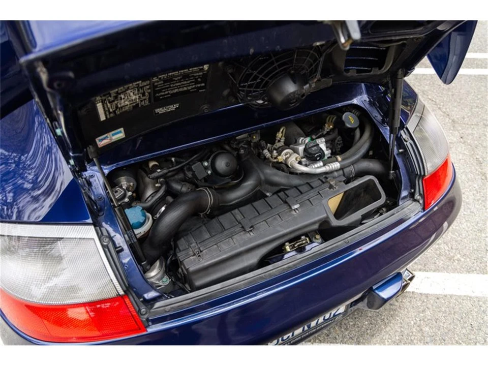 2002 Porsche 996 Carrera - Image 11 of 31