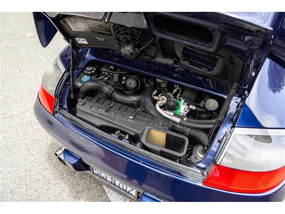 2002 Porsche 996 Carrera - Image 12 of 31