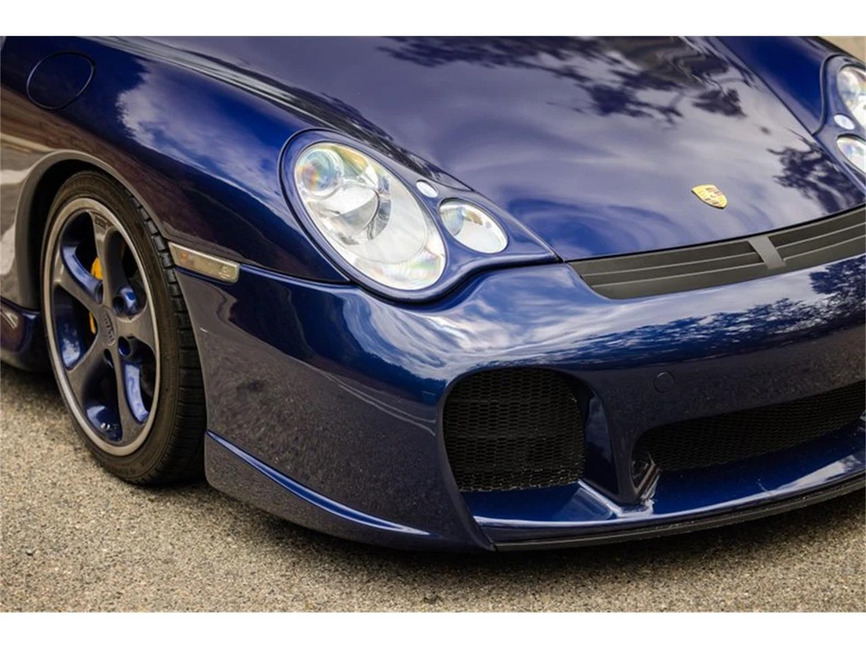2002 Porsche 996 Carrera - Image 28 of 31