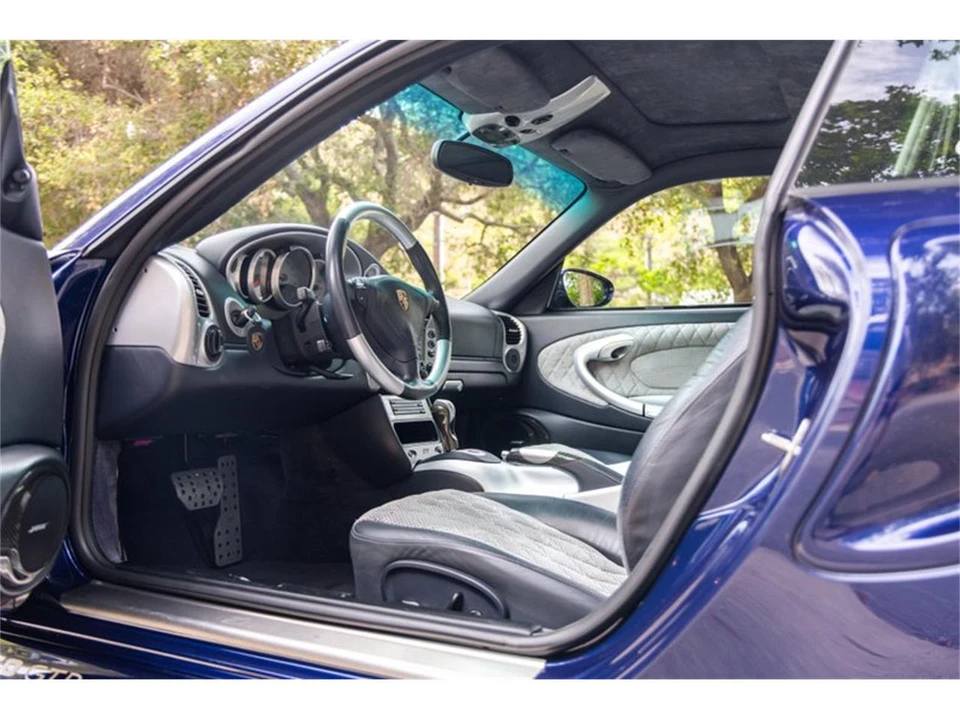 2002 Porsche 996 Carrera - Image 8 of 31