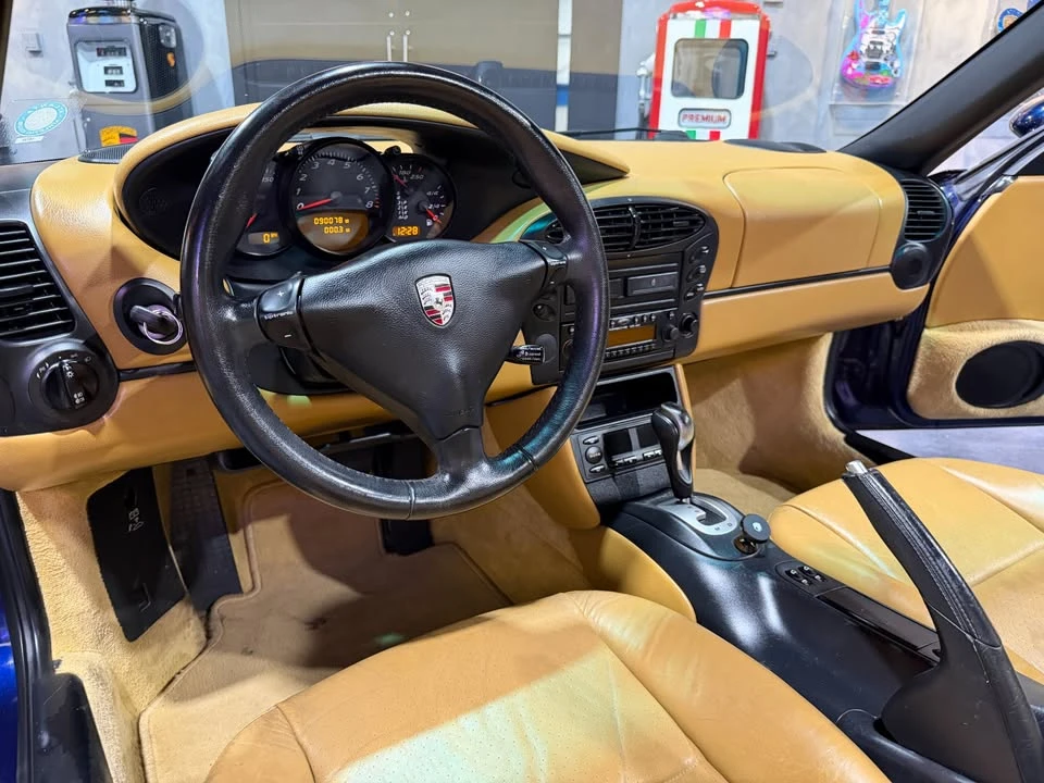 2002 Porsche 986 Boxster - Image 11 of 20
