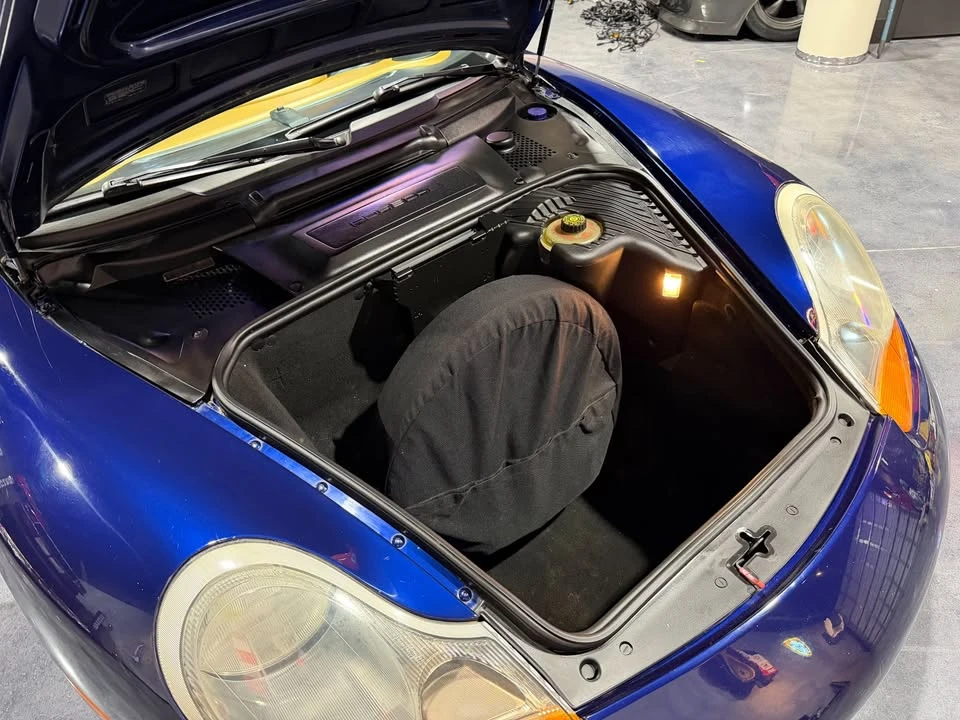 2002 Porsche 986 Boxster - Image 9 of 20