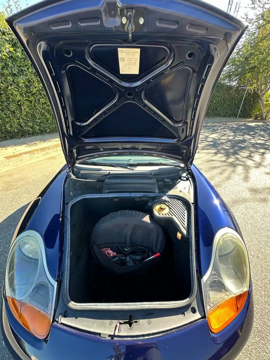 2002 Porsche 986 Boxster - Image 11 of 18