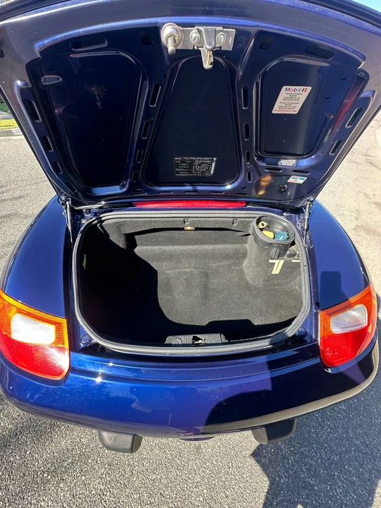 2002 Porsche 986 Boxster - Image 12 of 18