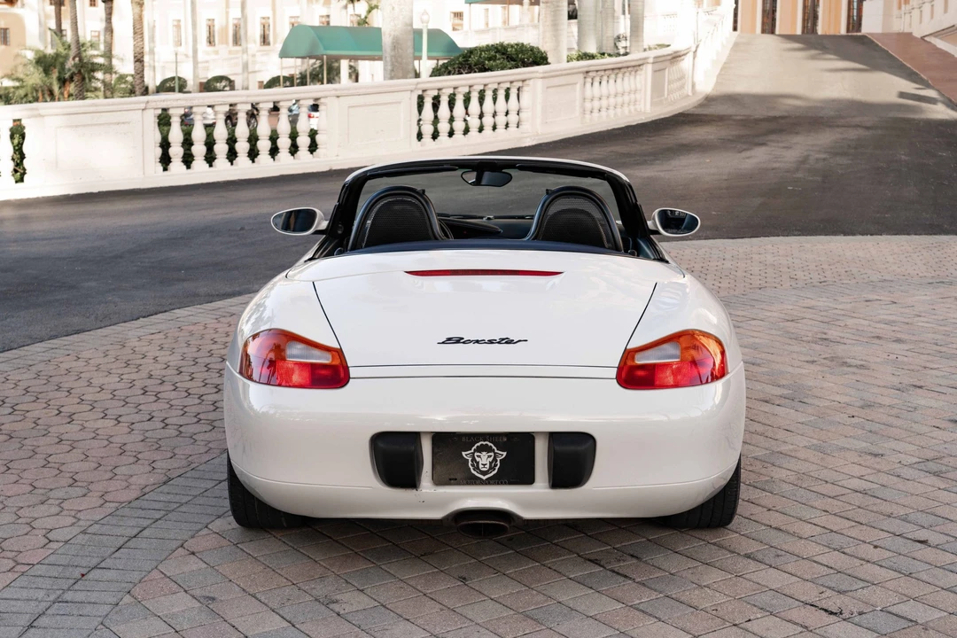 2002 Porsche 986 Boxster - Image 15 of 31