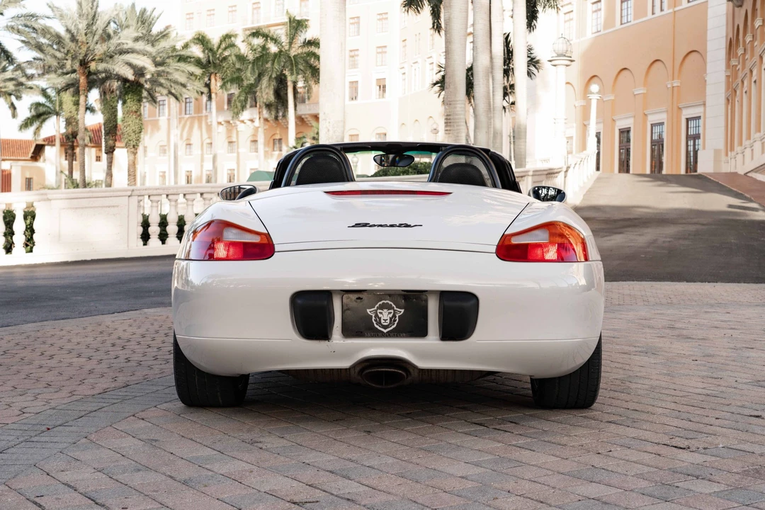 2002 Porsche 986 Boxster - Image 16 of 31