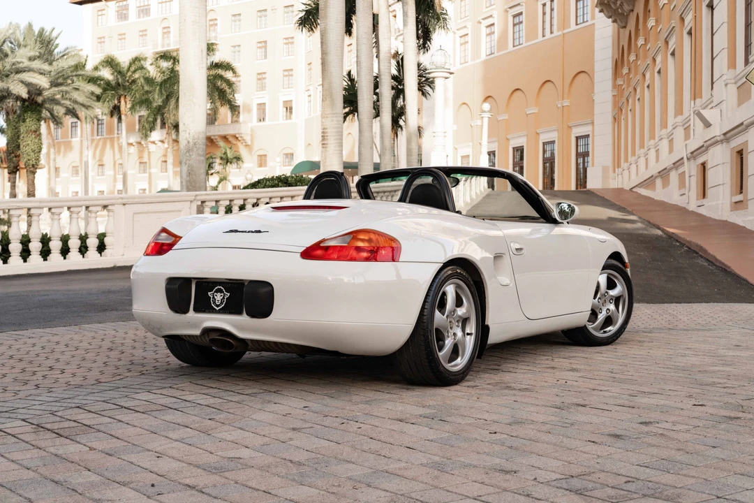 2002 Porsche 986 Boxster - Image 14 of 31