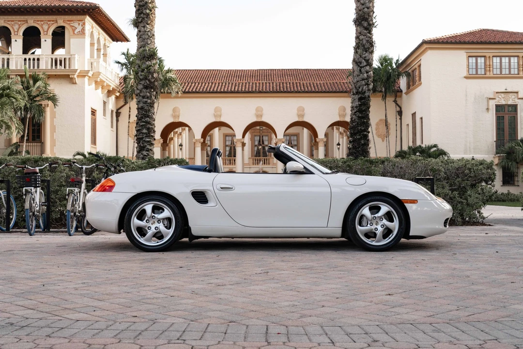 2002 Porsche 986 Boxster - Image 12 of 31