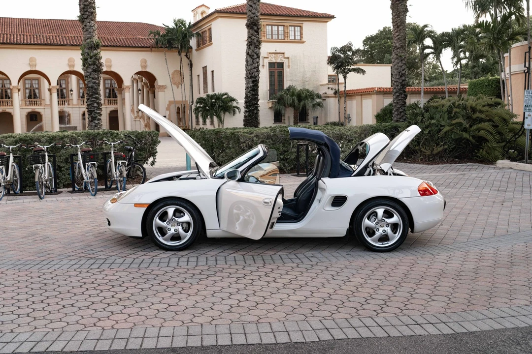 2002 Porsche 986 Boxster - Image 28 of 31