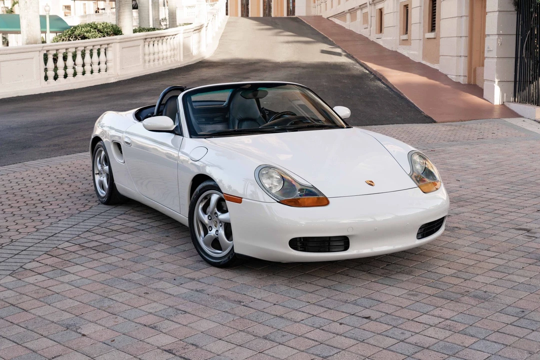 2002 Porsche 986 Boxster - Image 9 of 31