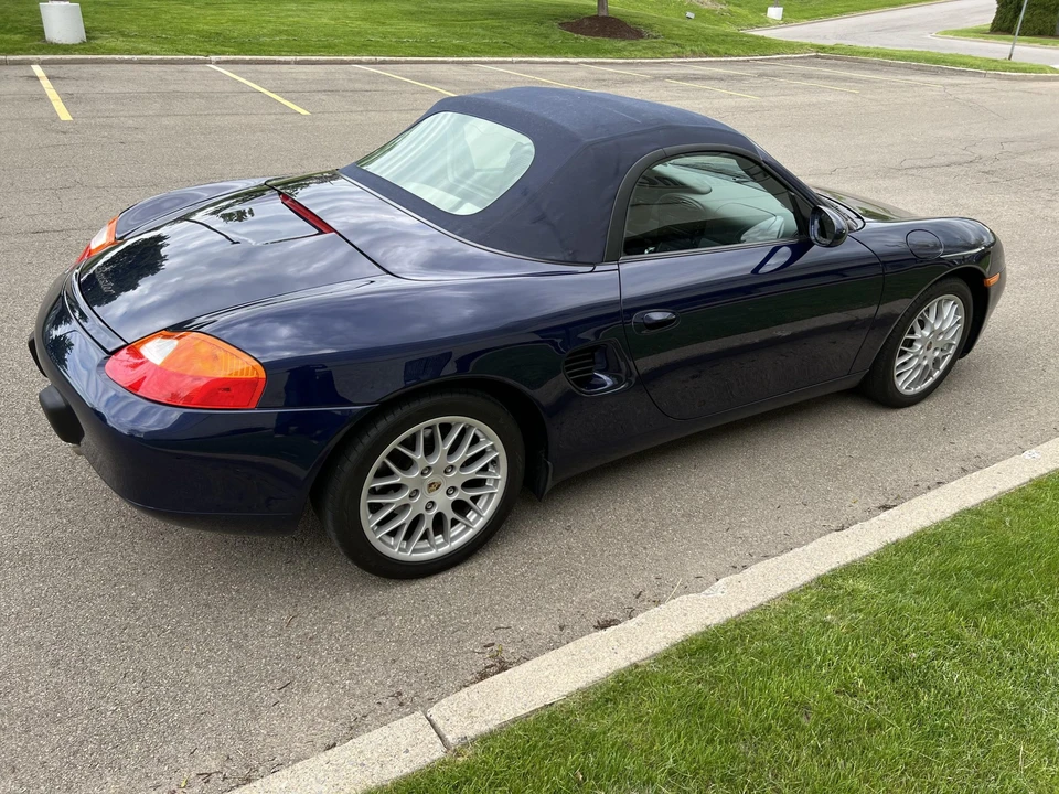 2002 Porsche 986 Boxster - Image 14 of 31