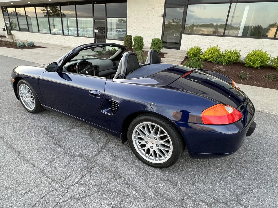 2002 Porsche 986 Boxster - Image 8 of 31