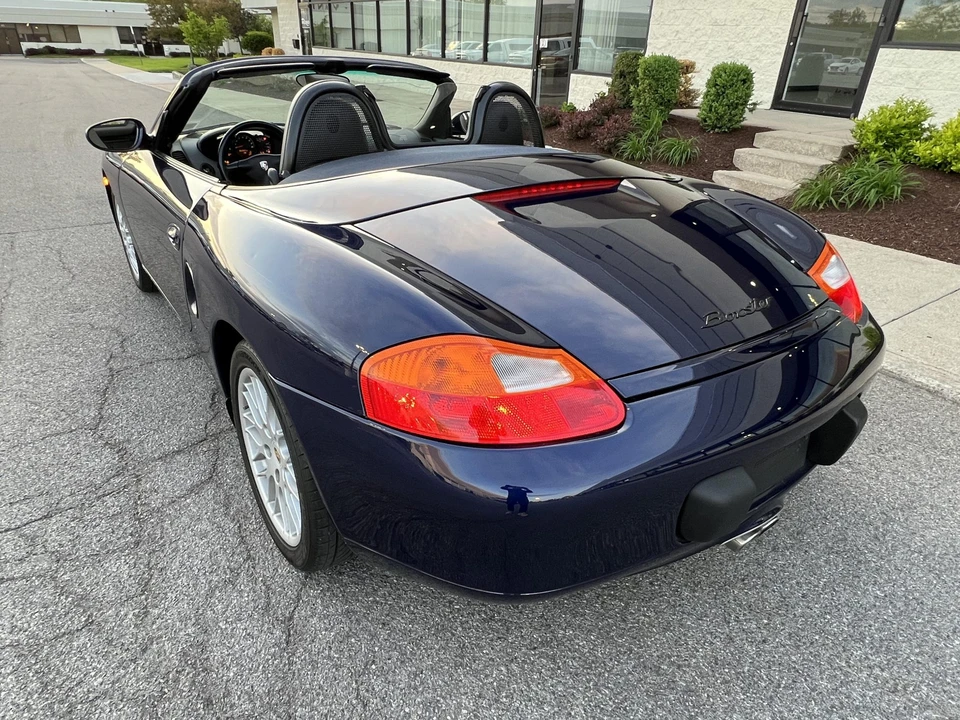 2002 Porsche 986 Boxster - Image 10 of 31