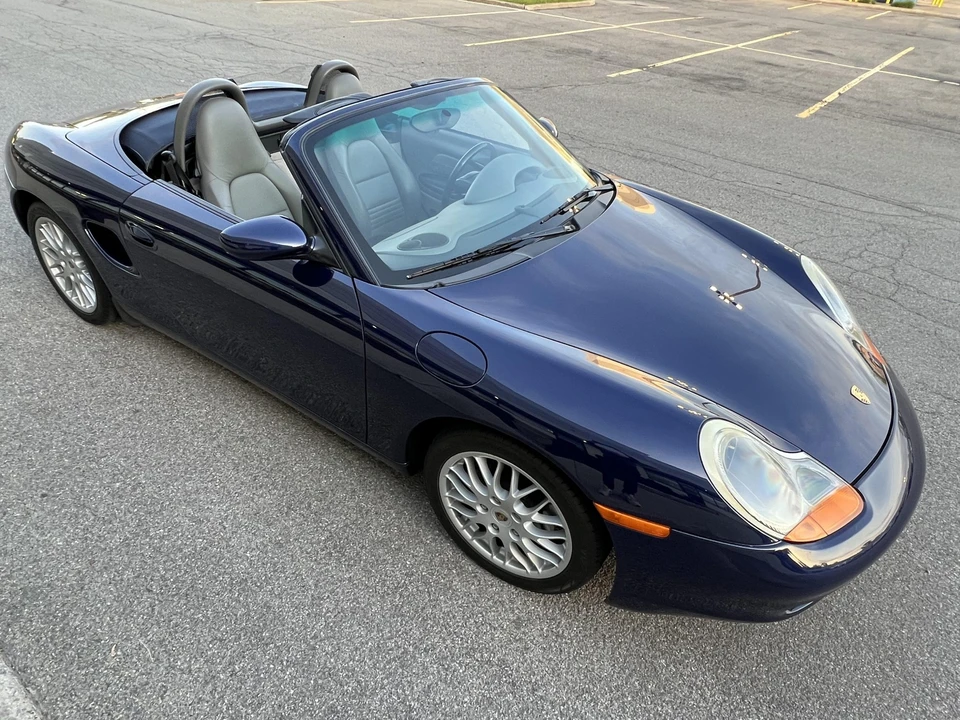 2002 Porsche 986 Boxster - Image 16 of 31