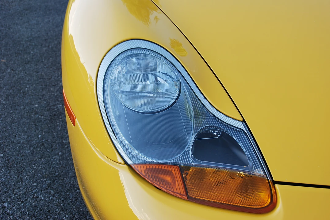 2002 Porsche 986 Boxster - Image 12 of 31