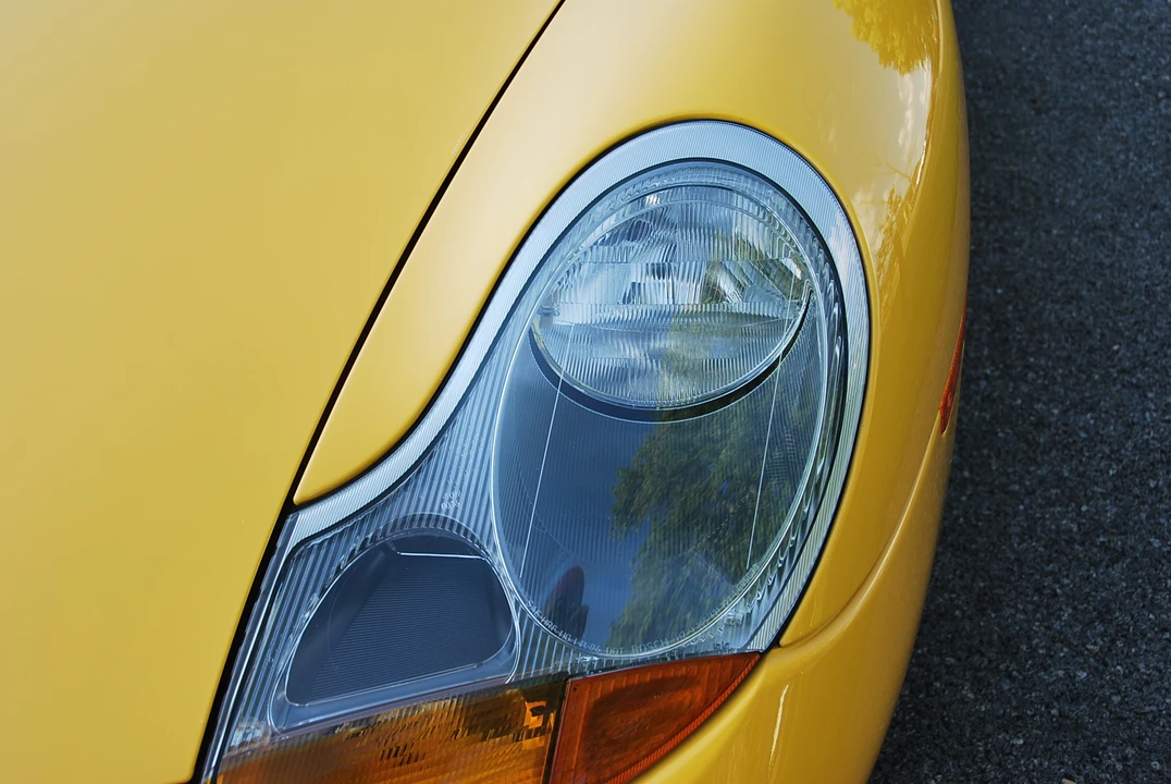 2002 Porsche 986 Boxster - Image 13 of 31