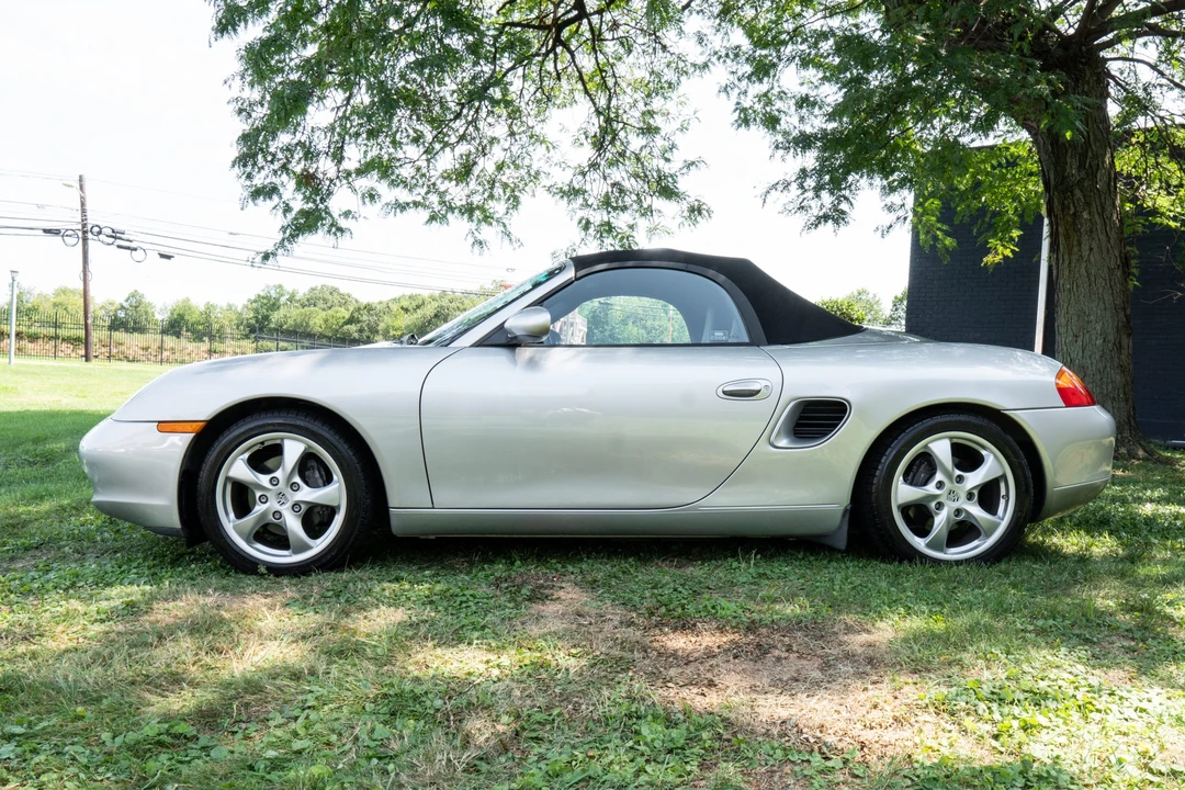 2002 Porsche 986 Boxster - Image 10 of 31