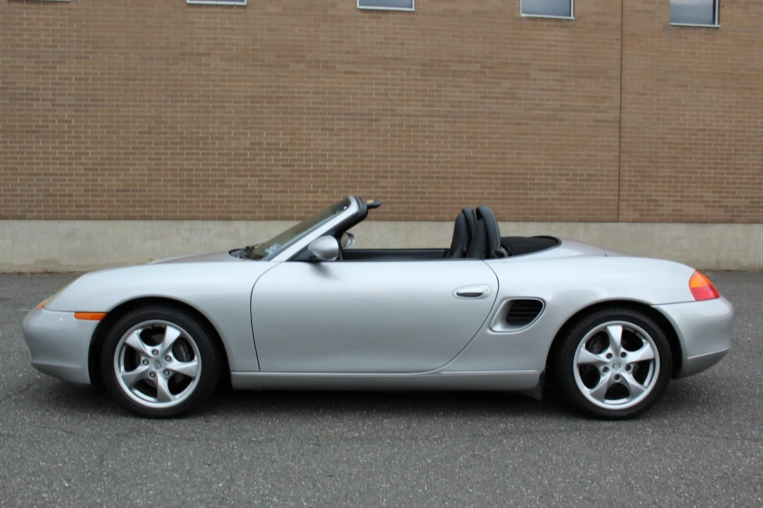 2002 Porsche 986 Boxster - Image 11 of 31