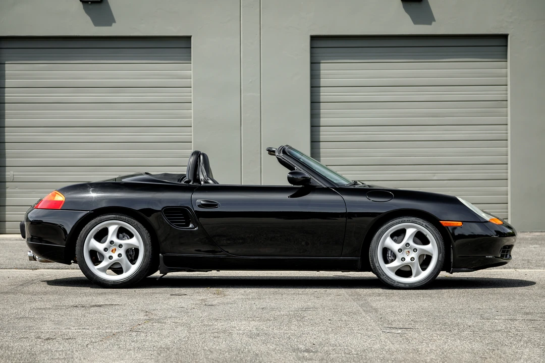 2002 Porsche 986 Boxster - Image 12 of 31