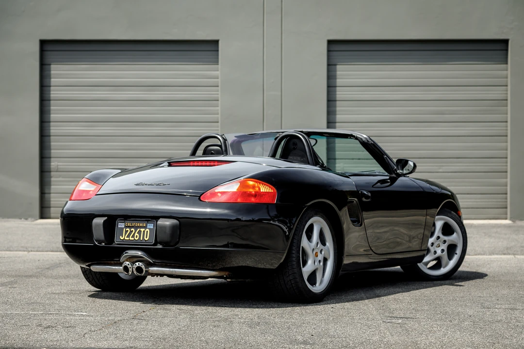 2002 Porsche 986 Boxster - Image 9 of 31