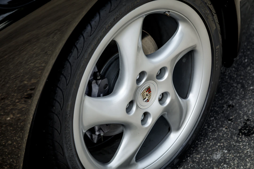 2002 Porsche 986 Boxster - Image 24 of 31