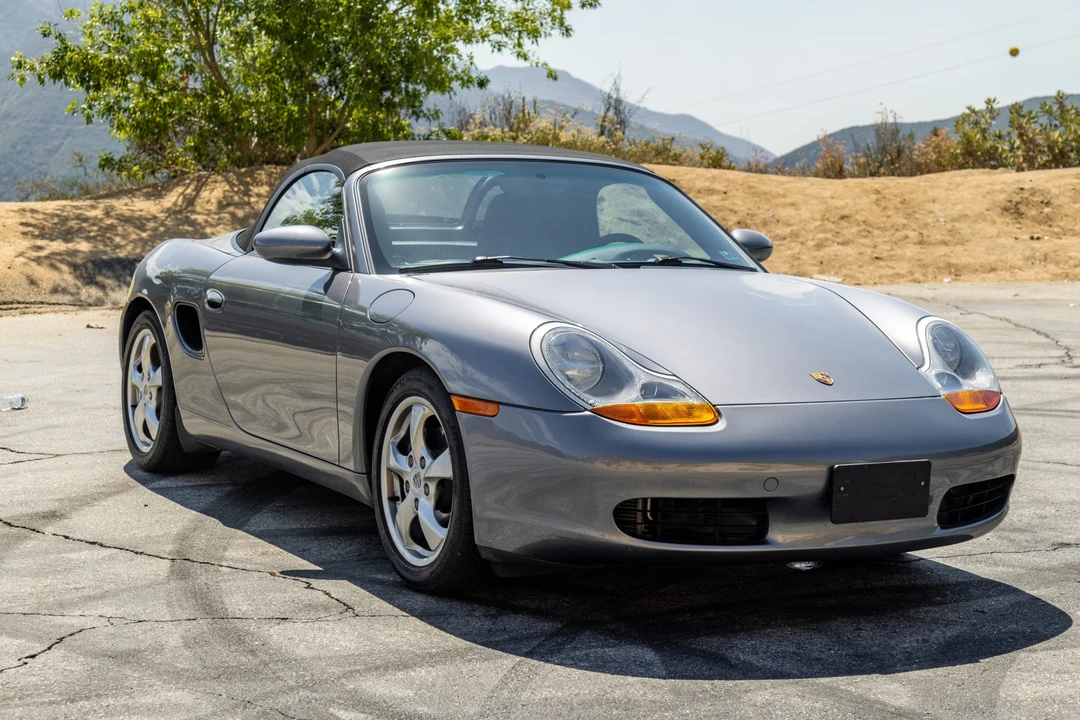 2002 Porsche 986 Boxster - Image 15 of 31