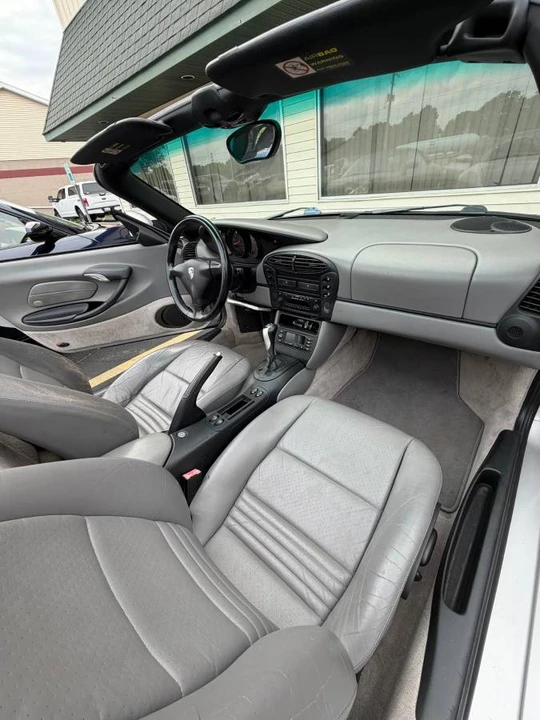 2002 Porsche 986 Boxster - Image 9 of 24