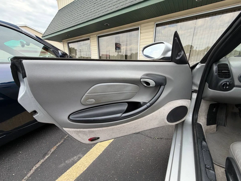 2002 Porsche 986 Boxster - Image 12 of 24