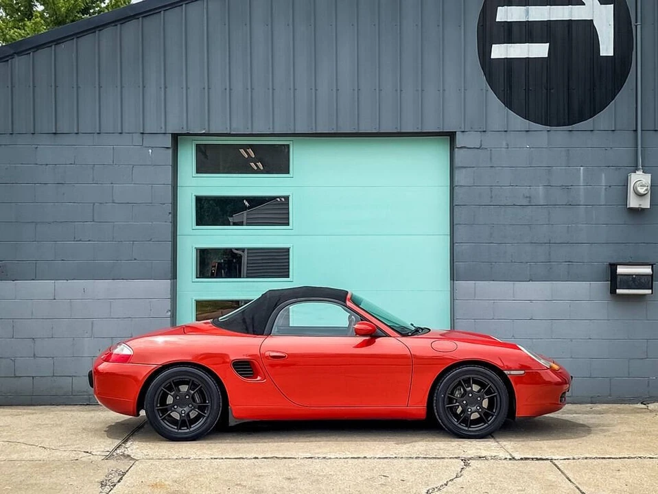 2002 Porsche 986 Boxster - Image 15 of 29