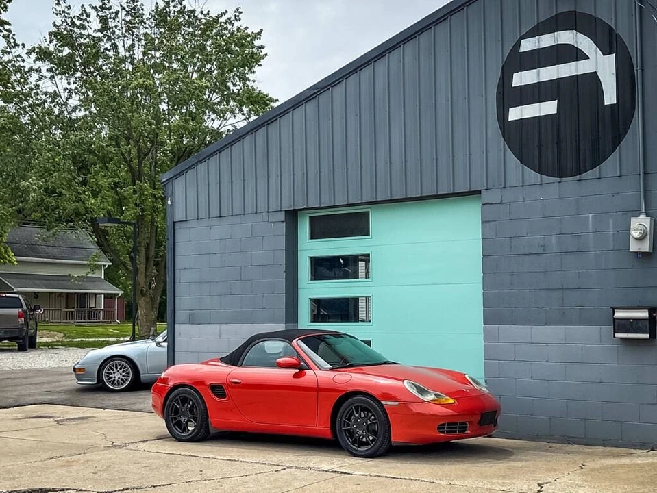 2002 Porsche - Image 16 of 20