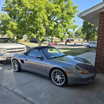 2002 Porsche Boxster Cabriolet 2D