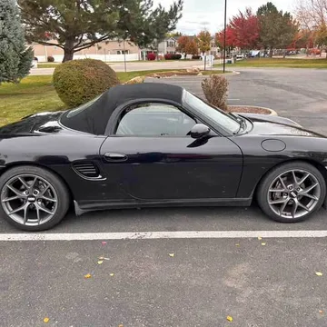 2002 Porsche Boxster Cabriolet 2D