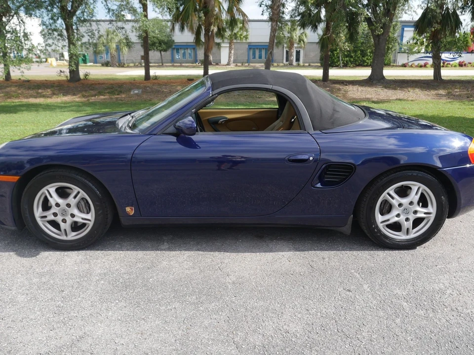 2002 Porsche 986 Boxster - Image 18 of 24