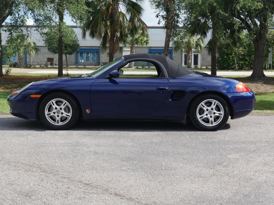2002 Porsche 986 Boxster - Image 16 of 24