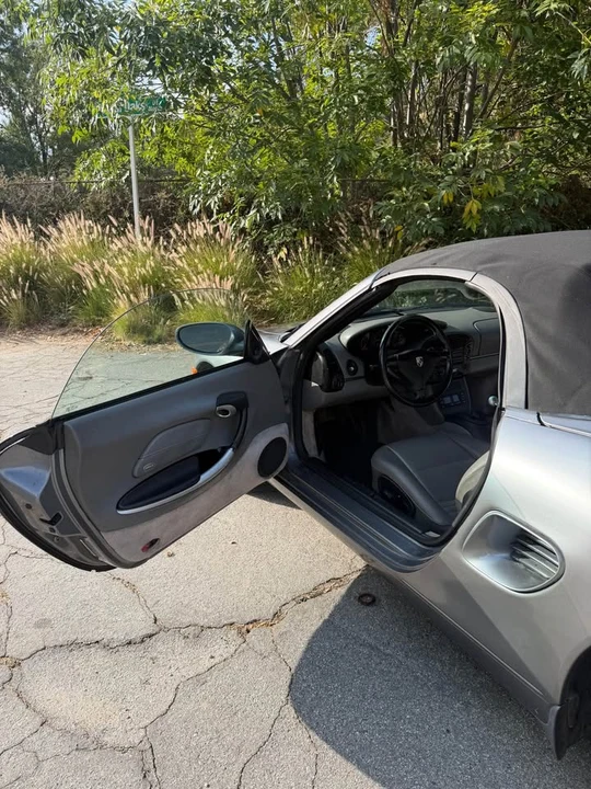 2002 Porsche 986 Boxster - Image 10 of 10