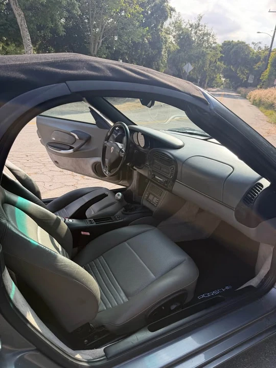 2002 Porsche 986 Boxster - Image 8 of 10