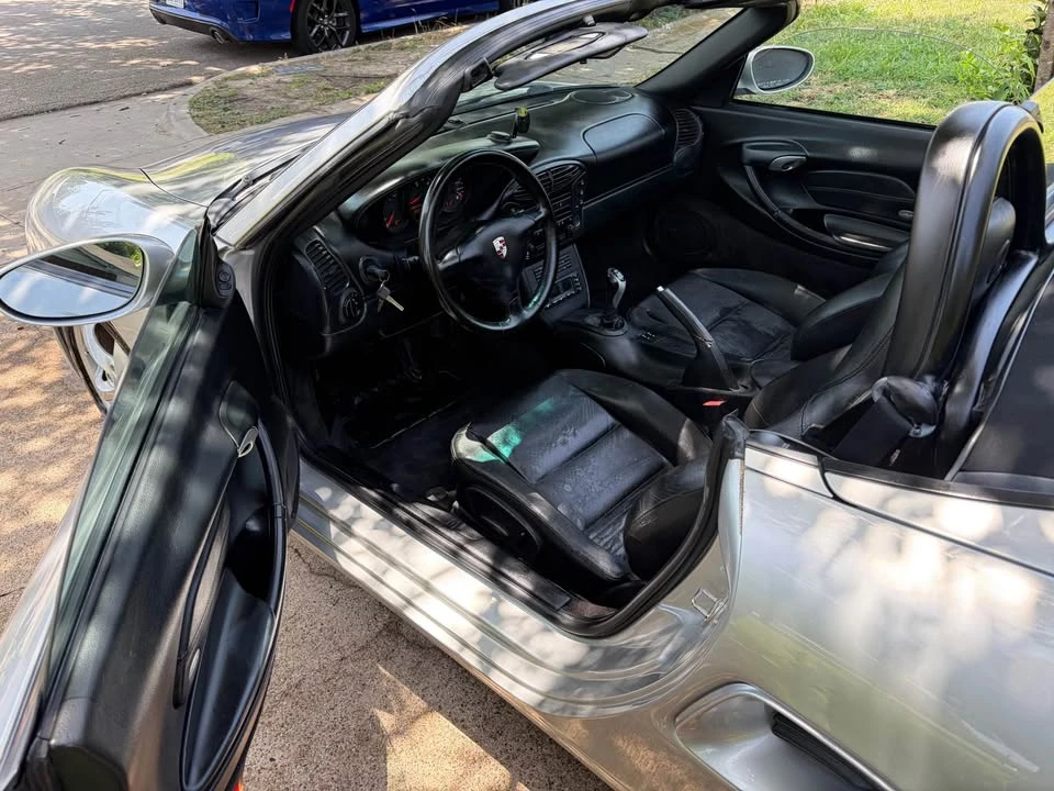 2002 Porsche 986 Boxster - Image 9 of 12