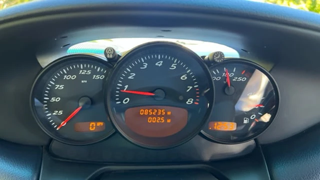 2002 Porsche 986 Boxster - Image 9 of 17