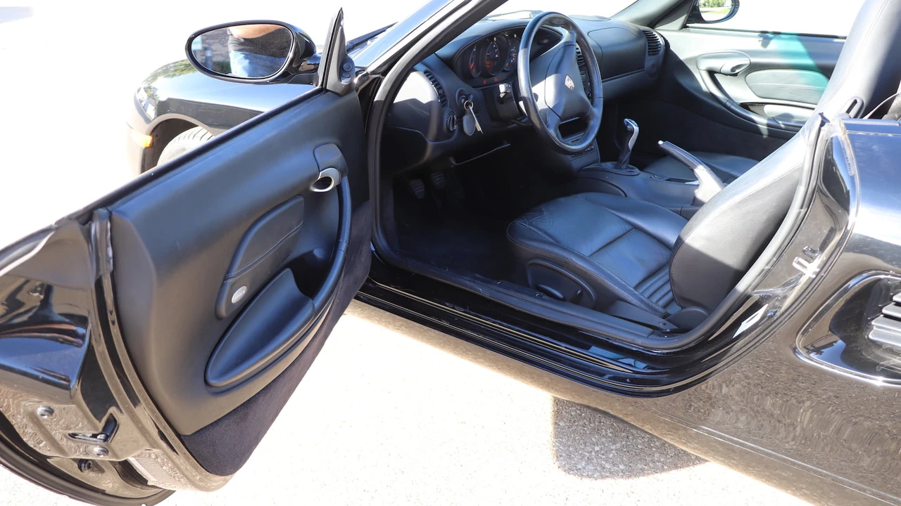 2002 Porsche 986 Boxster - Image 3 of 11