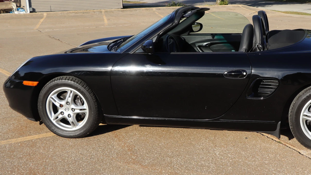 2002 Porsche 986 Boxster - Image 2 of 10