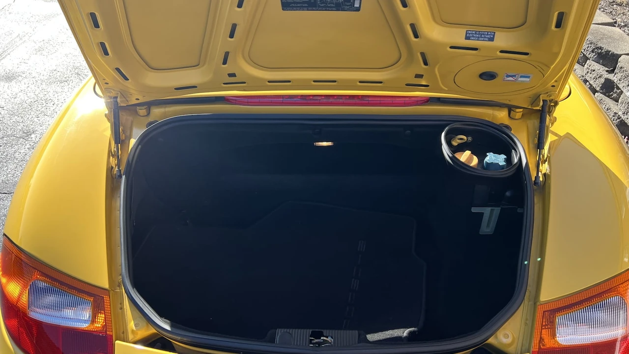 2002 Porsche 986 Boxster - Image 6 of 10