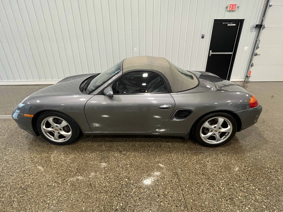 2002 Porsche 986 Boxster - Image 13 of 31