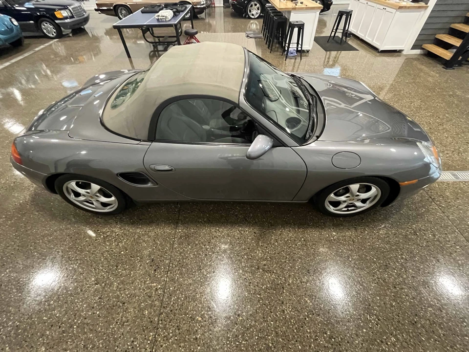 2002 Porsche 986 Boxster - Image 15 of 31
