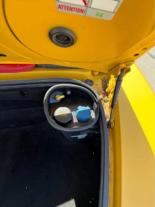 2002 Porsche 986 Boxster - Image 11 of 12
