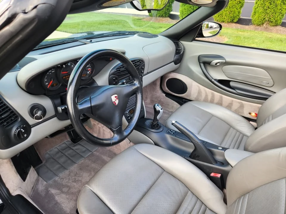 2002 Porsche 986 Boxster - Image 9 of 20